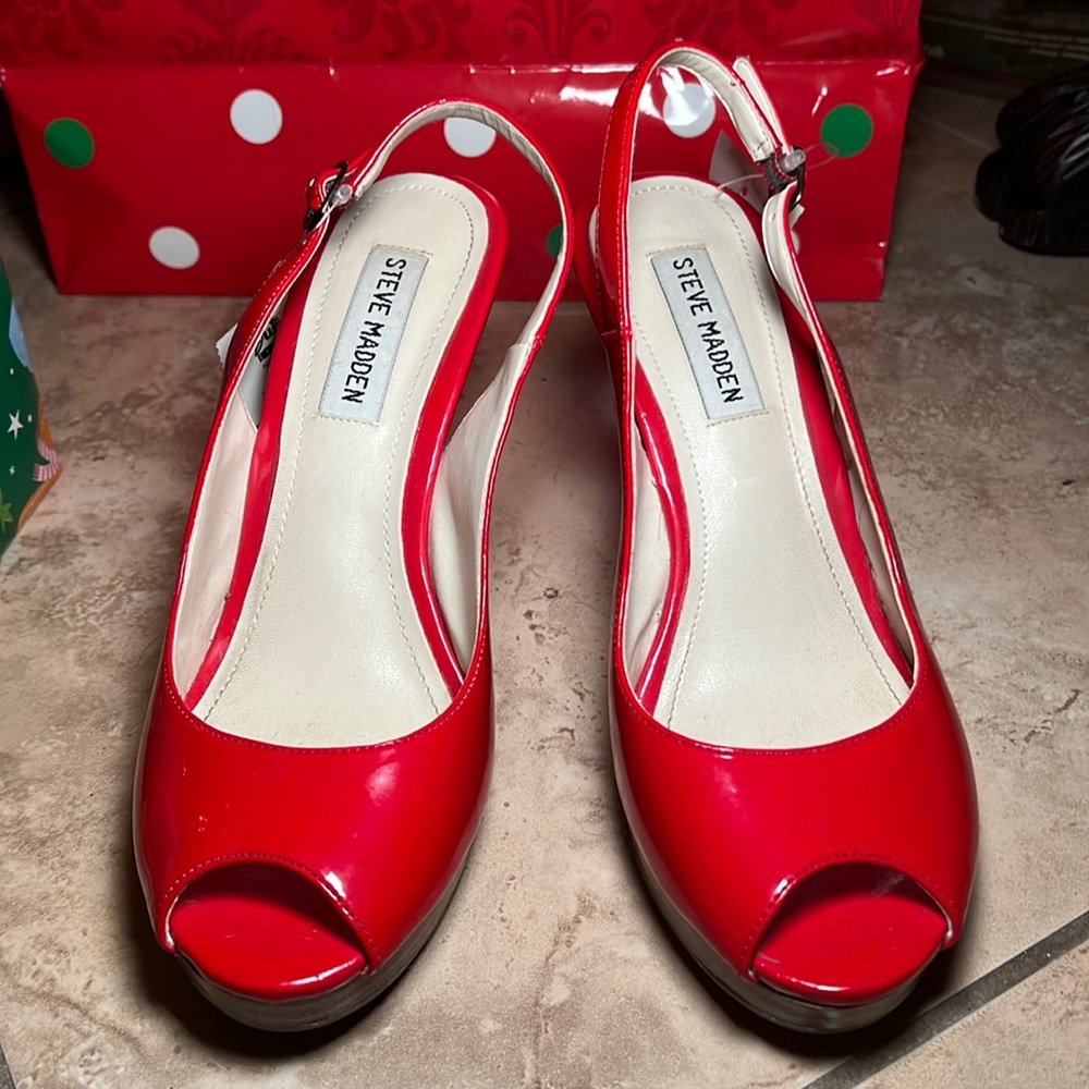 Steve Madden Wedges